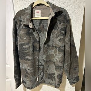 Levi's Men/Women Camouflage Shirt Jacket